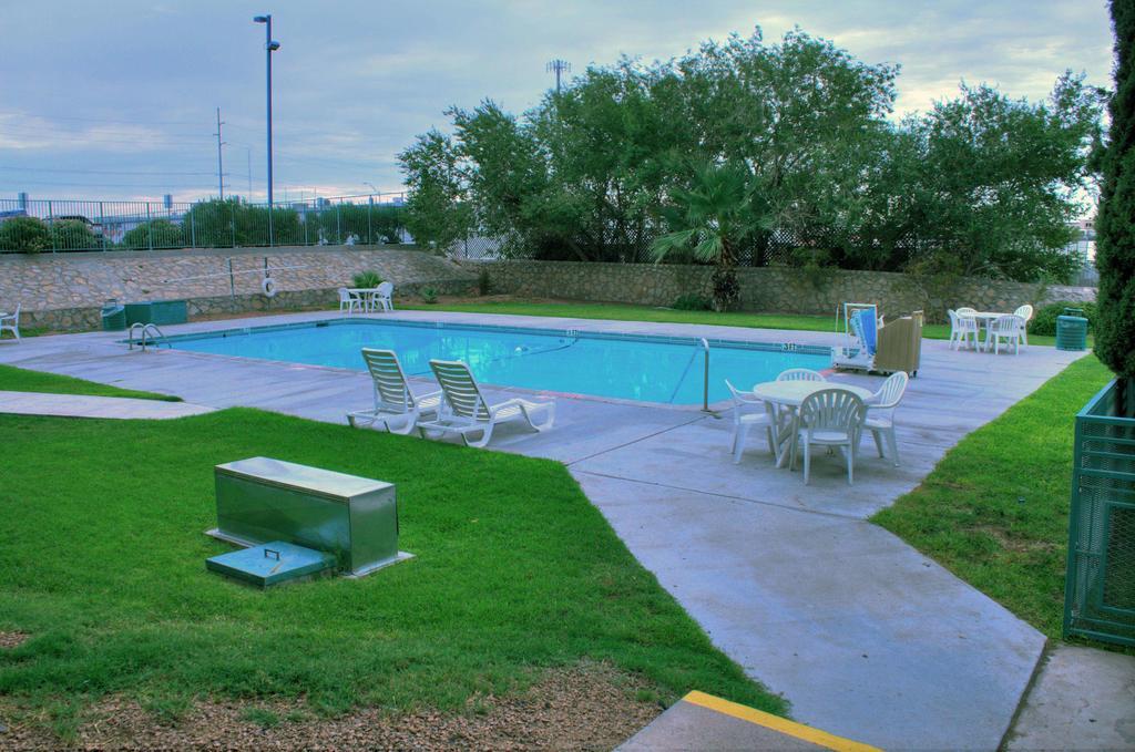 Vagabond Inn Эль-Пасо Экстерьер фото